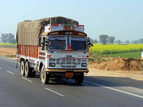 http://www.abhishekfreight.in/images/content/full_truck_load_1.jpg
